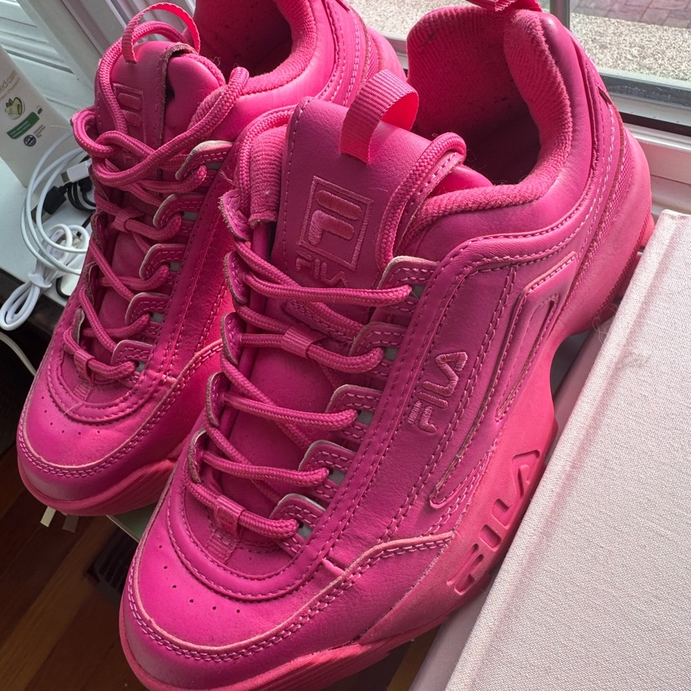 FILA Women's Pink Sneakers